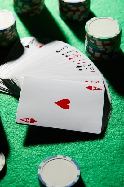 Live dealer in action Live dealer shuffling and dealing Capsa Susun on fortuneslot88 login